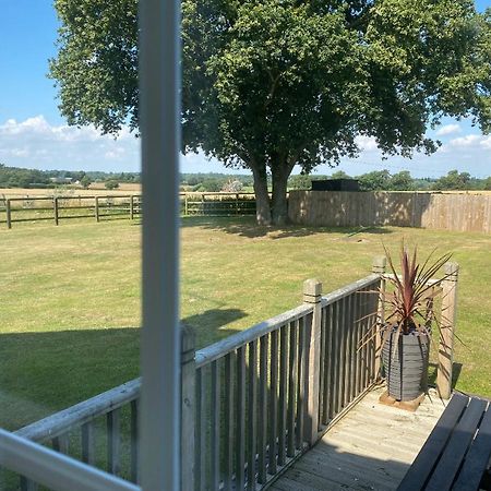 Near Woodbridge The Annexe Eyke Fantastic Views With Dog Secure Garden And Paddock Villa ภายนอก รูปภาพ