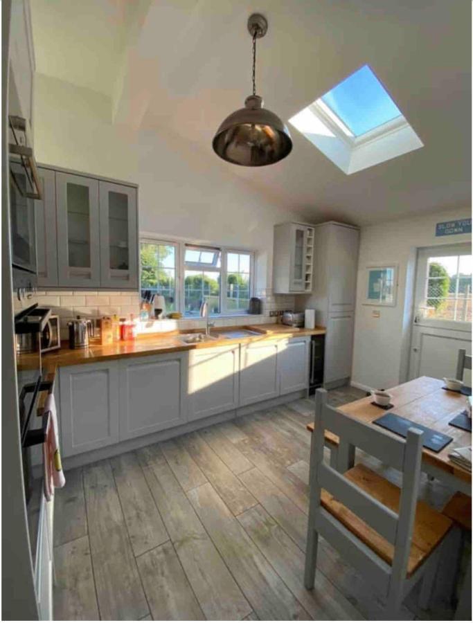 Near Woodbridge The Annexe Eyke Fantastic Views With Dog Secure Garden And Paddock Villa ภายนอก รูปภาพ