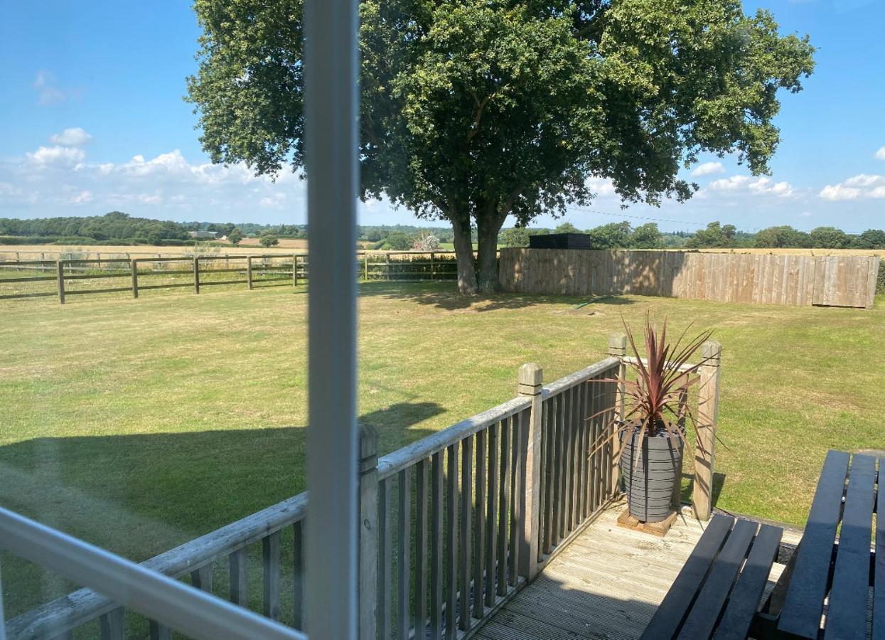Near Woodbridge The Annexe Eyke Fantastic Views With Dog Secure Garden And Paddock Villa ภายนอก รูปภาพ